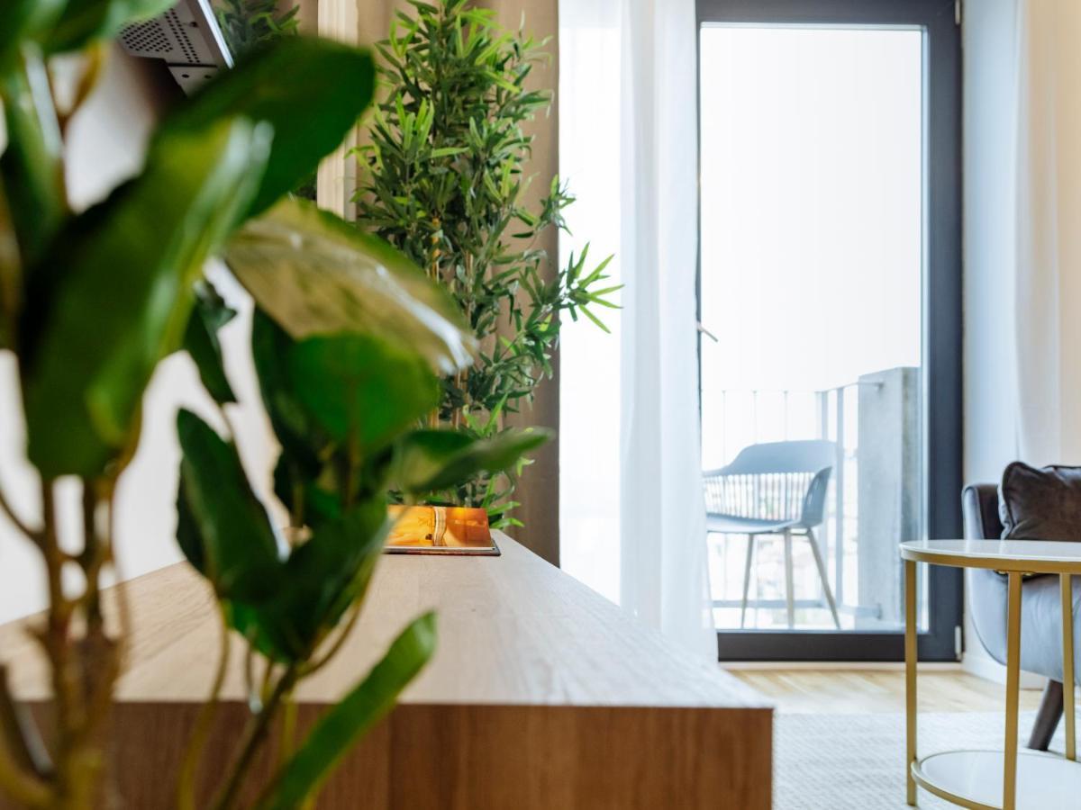 Sunny 2Br Flat - Top Location - Amazing Balcony بوخارست المظهر الخارجي الصورة